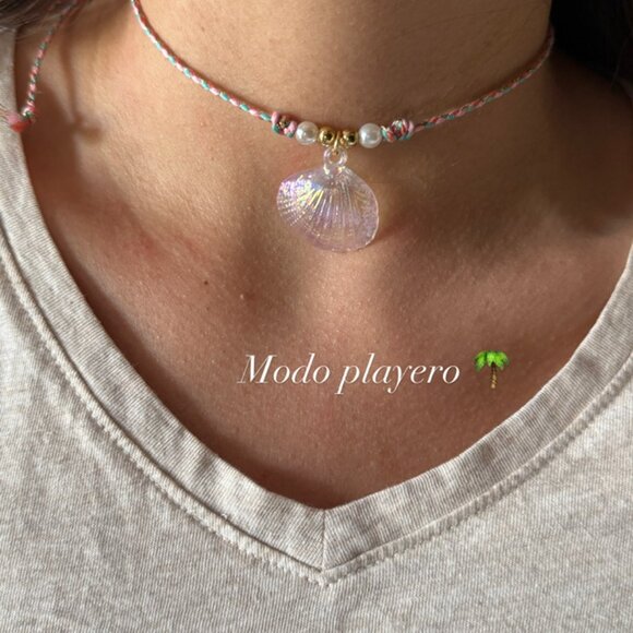 Adjustable Beach Necklace pearls and sea shell - Picture 2 of 6